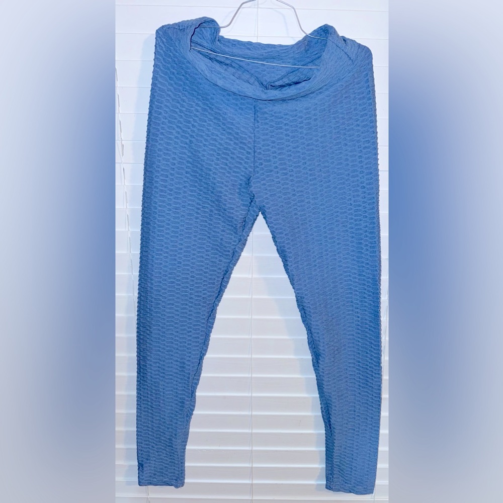 XL Tik Tok leggings, new without tags